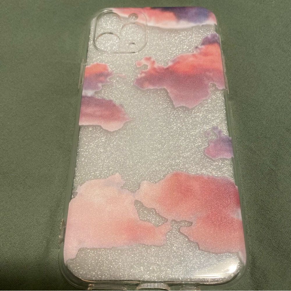 iPhone 11 Pro case - Picture 3 of 4